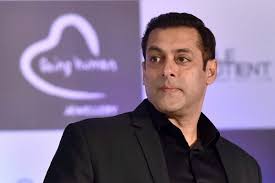 https://salarnews.in/public/uploads/images/newsimages/maannewsimage05082024_224602_salman khan1.jpeg